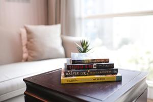 Die Bibliothek in der Ferienwohnung