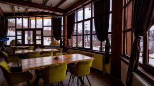 Fotografie z fotogalerie ubytování N'Bjeshke te guri i zi v destinaci Prizren