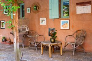 Afbeelding uit fotogalerij van Poterie de Pierroux in Roussillon