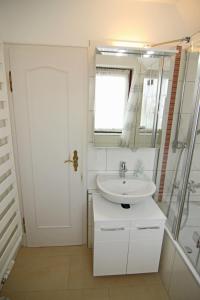 Koupelna v ubytování di Kok 1 Stock + 12 fotografií