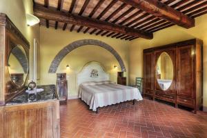 Ένα ή περισσότερα κρεβάτια σε δωμάτιο στο Agriturismo Il Selvino