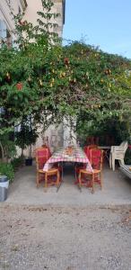 Fotografie z fotogalerie ubytování Château de Villeneuve - Montolieu v destinaci Montolieu