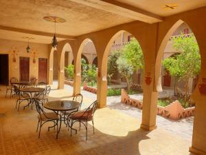 Posezení v ubytování Hotel Riad Oasis