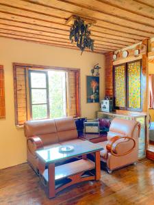 Posezení v ubytování Ziczac Homestay Đà Lạt