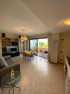 A kitchen or kitchenette at Molino Apartments