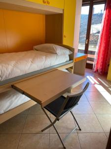 A bed or beds in a room at Molino Apartments