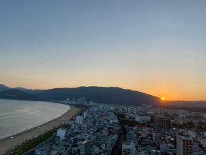 Gallery image of TMS - Pullman luxury outlet - high floor beach view in Quy Nhon