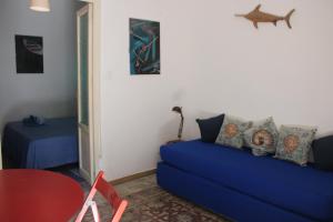 A seating area at Al Baglio low cost