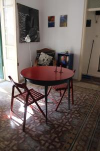 A seating area at Al Baglio low cost