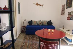 A seating area at Al Baglio low cost