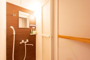 Koupelna v ubytování plat hostel keikyu asakusa station