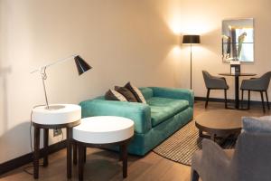 Posezení v ubytování DUPARC Contemporary Suites