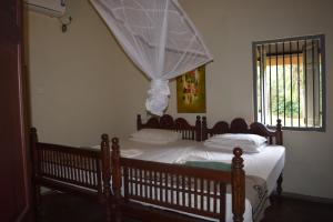 Katil atau katil-katil dalam bilik di WildEscape, Yala Blocks 3 & 5