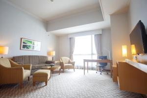 TV a/nebo společenská místnost v ubytování The Linden Suites