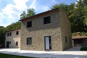 The building in which the holiday home is located