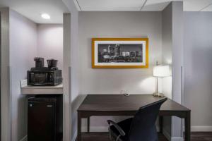 Fotografie z fotogalerie ubytování La Quinta by Wyndham Raleigh Downtown North v destinaci Raleigh