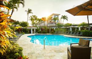 Bazén v ubytování Maui Coast Hotel nebo v jeho okolí
