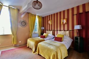 Cama o camas de una habitación en Château du Vergnet
