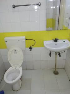 Een badkamer bij Vamoose Park Palace