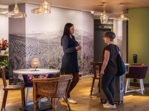 Hosté ubytování Mercure Valence + 37 fotografií