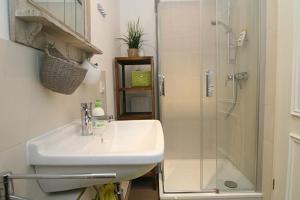 Koupelna v ubytování Südspitze 01 + 11 fotografií