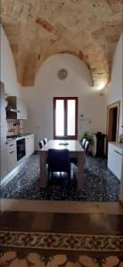 Een keuken of kitchenette bij Gioiellino Salentino