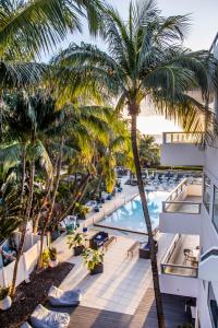 View ng pool sa The Sagamore Hotel South Beach o sa malapit