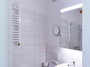Bilik mandi di Hotel Baders Krone