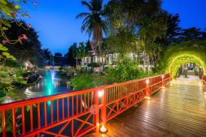 Legendha Sukhothai Hotel外面的花园