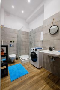 Een badkamer bij Apartamenty Starowiejska 37