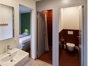 Ein Badezimmer in der Unterkunft Schaan-Vaduz Youth Hostel