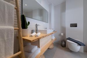 A bathroom at Villa Calma