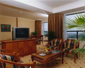 TV a/nebo společenská místnost v ubytování Pearl View Hotel Prai, Penang