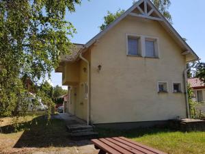 Budova, v ktorej sa apartmán nachádza
