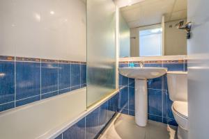 Łazienka w obiekcie Apartamentos Hipocampos Unitursa