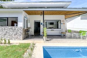 Bassein majutusasutuses Casa Conchas või selle lähedal