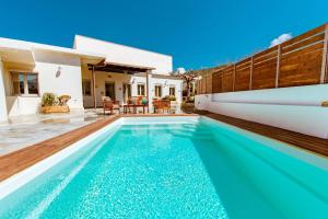 The swimming pool at or close to Chania Paradise Retreat - Falasarna Villa Nostalgia