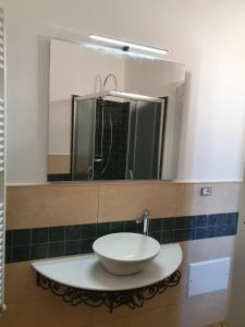 Koupelna v ubytování B&B I sei volti Lecce