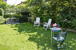 A garden outside Casa Martello