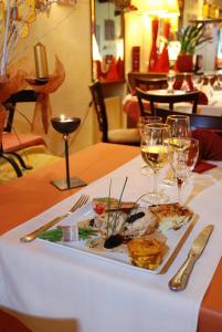 Ποτά στο Logis Hôtel Restaurant Les Capucins