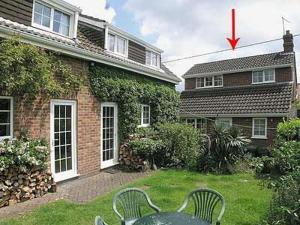 The building where the vacation home is located 