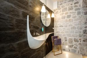 Kúpeľňa v ubytovaní Old Town Luxury House