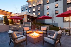 Posezení v ubytování Snoqualmie Inn by Hotel America