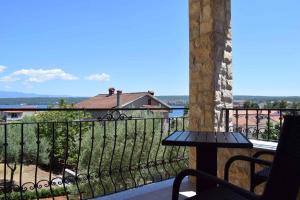 Galeriebild der Unterkunft Apartment in Porat Insel Krk 36065 in Porat
