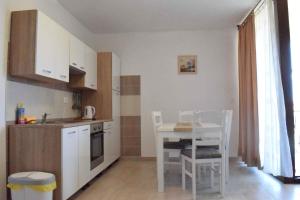 Galeriebild der Unterkunft Apartment in Porat Insel Krk 36065 in Porat
