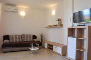 Galeriebild der Unterkunft Apartment in Porat Insel Krk 36065 in Porat