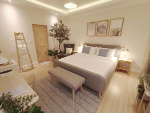 Postel nebo postele na pokoji v ubytování Double Bed Hotel