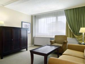 Posezení v ubytování Fairmont Winnipeg
