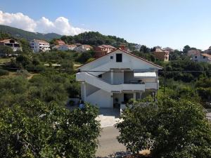 Výhľad na hory alebo výhľad na hory priamo z apartmánu