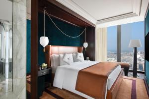Vuode tai vuoteita majoituspaikassa Banyan Tree Doha At La Cigale Mushaireb